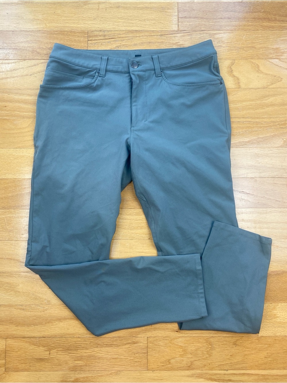 Lululemon ABC Pant Slim Warpstreme Grey Sage Men's Size 31 x 30 EUC
